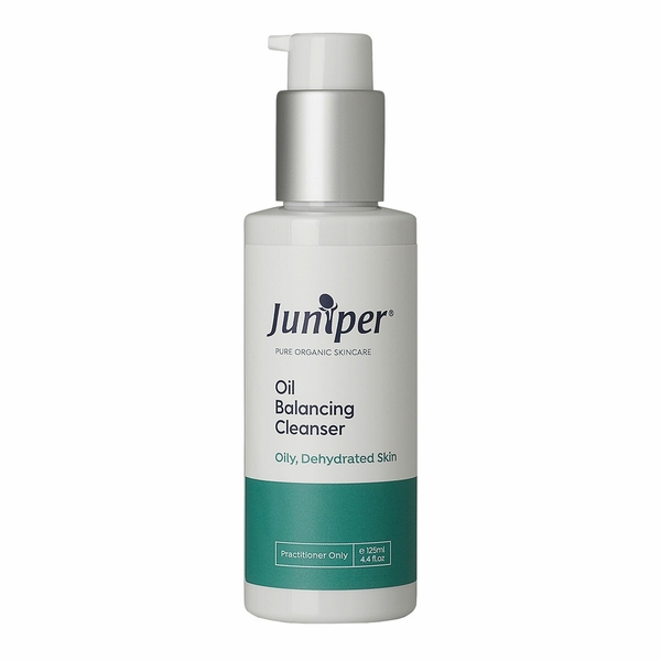 Juniper Oil Balancing Cleanser Juniper Oil Balancing Cleanser 125 mL Juniper Oil Balancing Cleanser